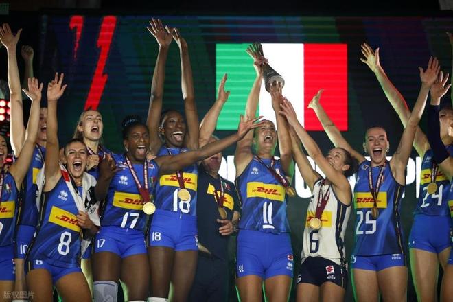 打破世界大赛23年魔咒意大利队成就霸业开启女子排坛第五王朝